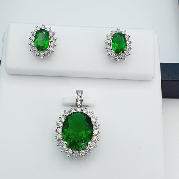 Jewelry - "925 Sterling Silver Cubic Zircon Jewelry Set, UU1P7A7058